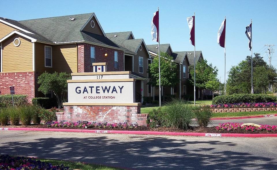 Gateway at College Station uCribs